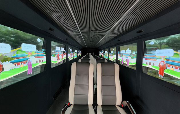 A special bus tour where you can vividly experience King Jeongjo’s royal procession with cutting-edge XR technology!Seats are very limited, and if fully booked, the reservation will be changed to the Suwon Hwaseong Tourist Trolley.