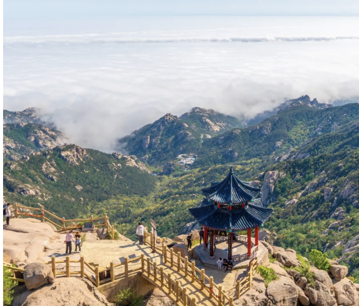 All-Inclusive Laoshan Private Day Tour:Cable Car, Lunch+Qingdao Beer