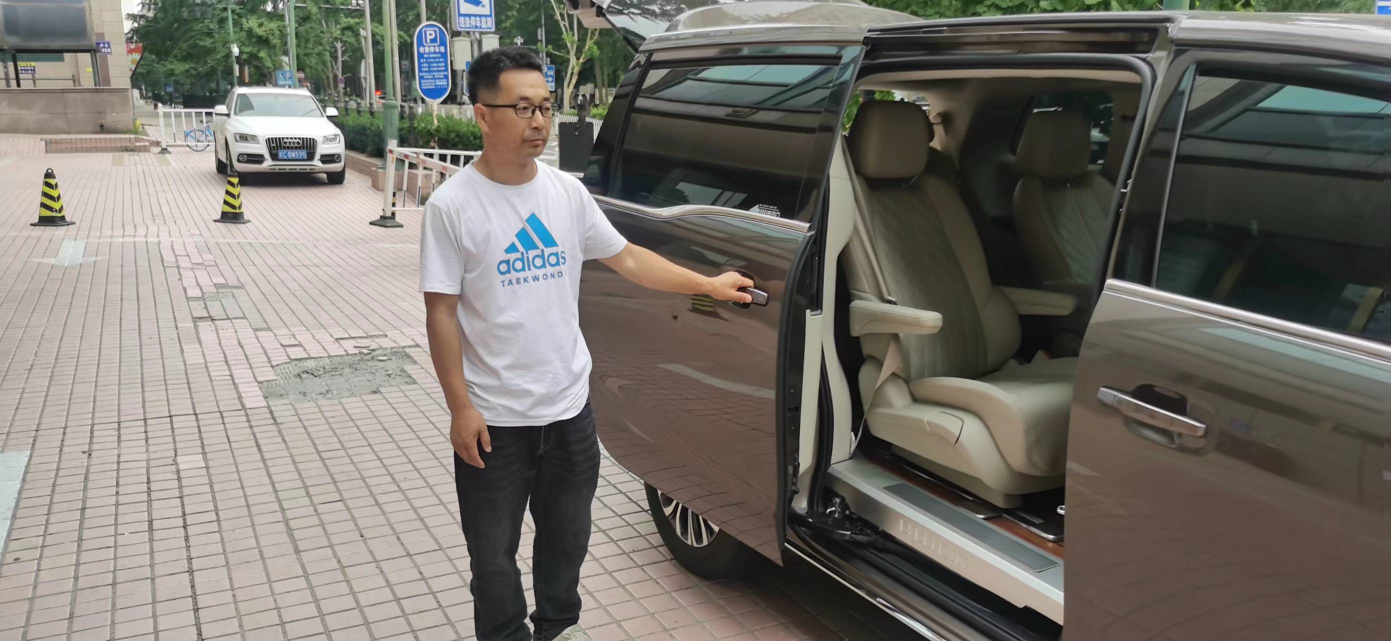 If you choose to travel back to Kunming, our driver will meet you at the Kunming railway station, and you will be transferred back to your hotel