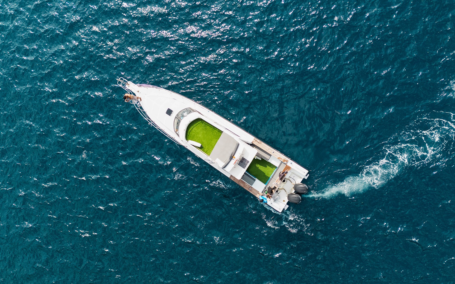 Nusa Penida Snorkeling & Sightseeing Shared Tour by Premium Speedboat