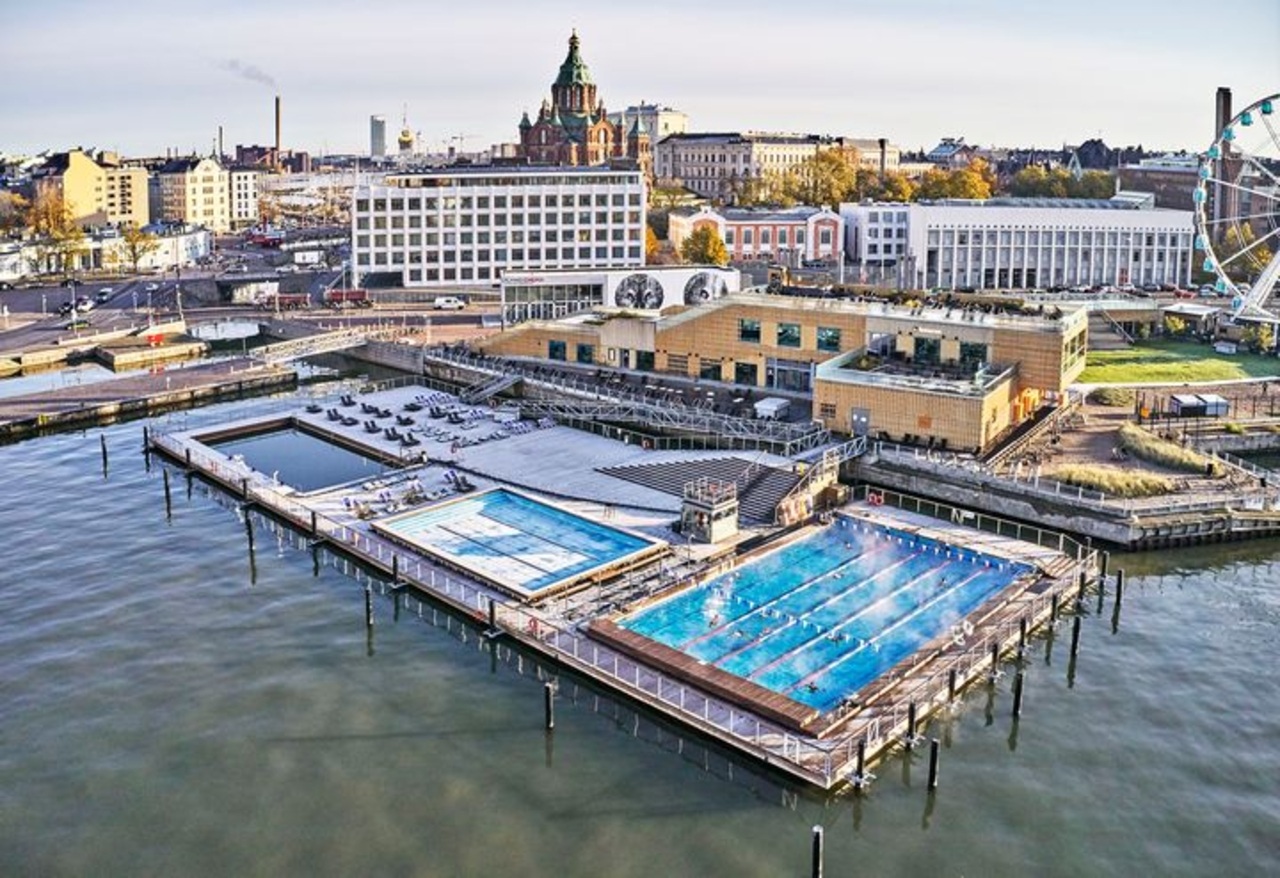 Private Helsinki City Tour with Authentic Sauna Experience