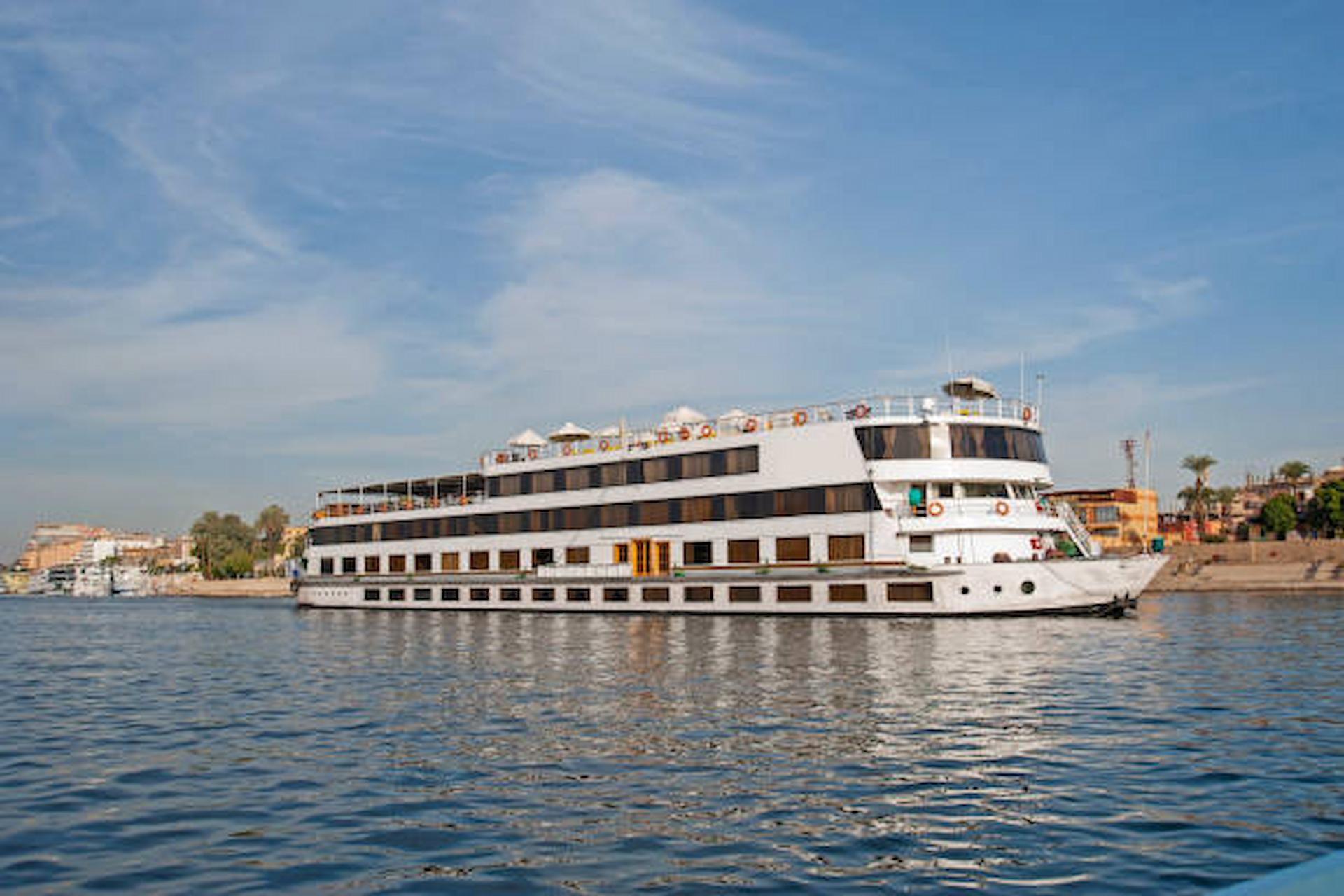 4 Days Nile Cruise from Aswan to Luxor - Abu simble & balloon