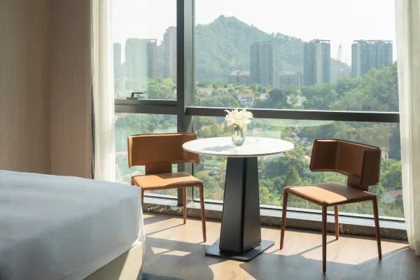 Hotel room environment display map