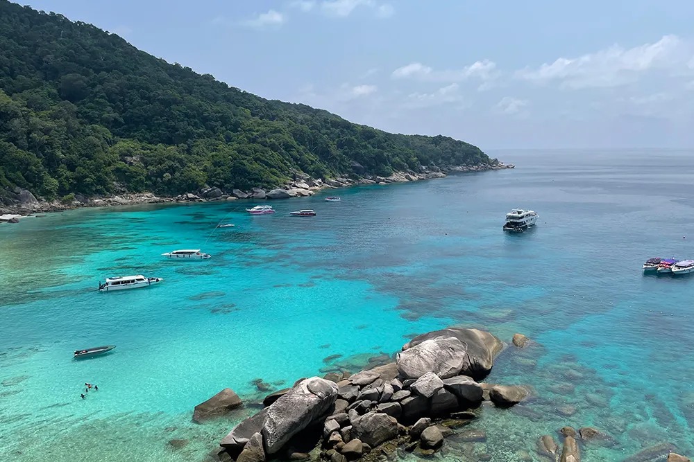 普吉島出發西米蘭群島一日遊（雙體帆船）