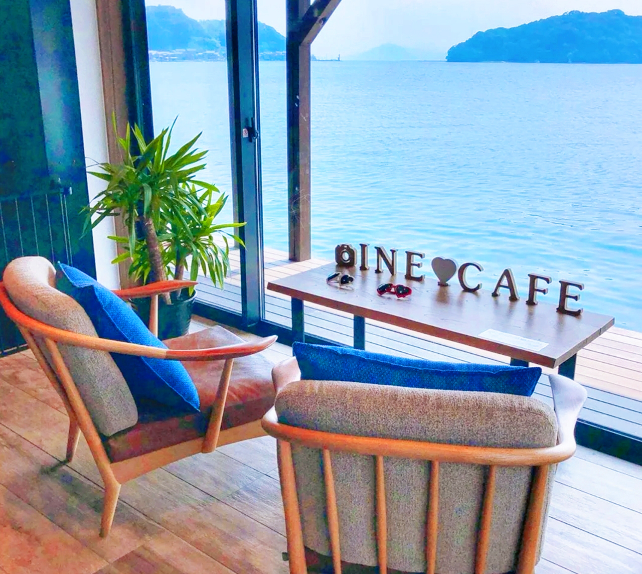 [Secret Place in Kyoto] Amanohashidate Spectacular View + Ine Funaya Fishing Port + Funaya Day + Miyama Gassho Village Thatched House Tour (Depart from Osaka)