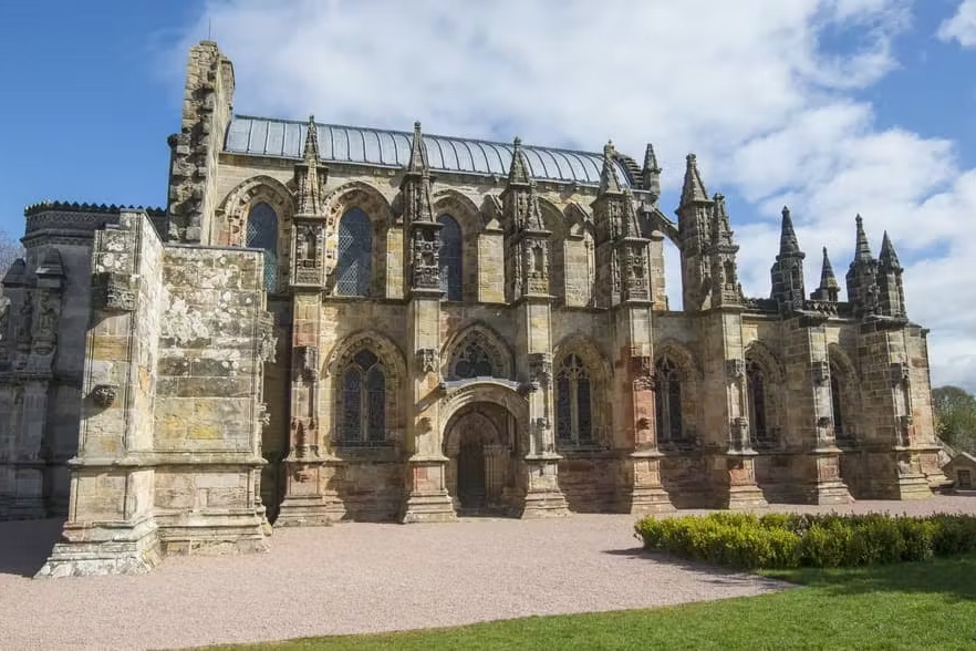 Edinburgh Dunfermline Abbey & Stirling Full-Day Tour