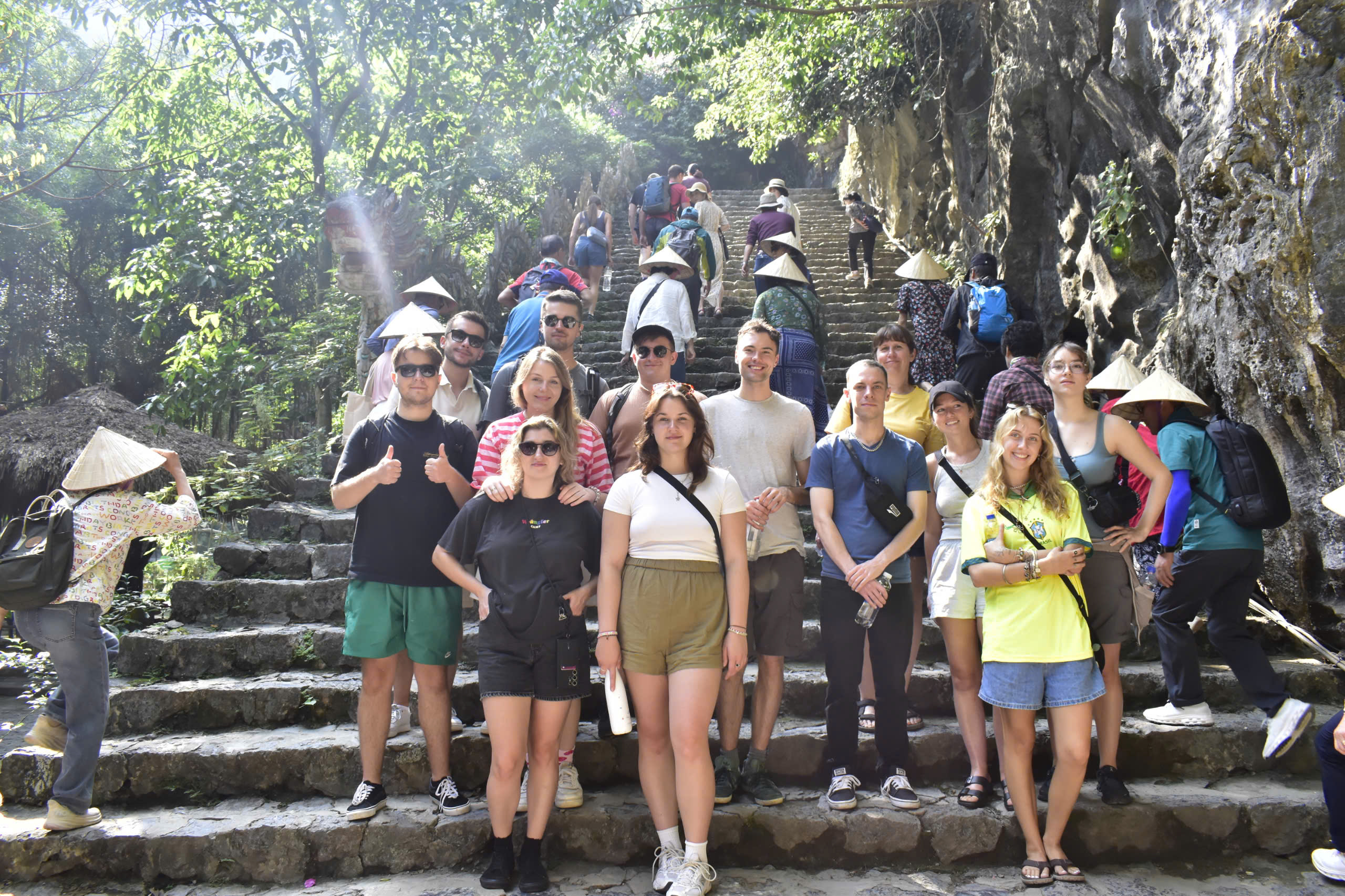 華閭洞 - 臥龍山