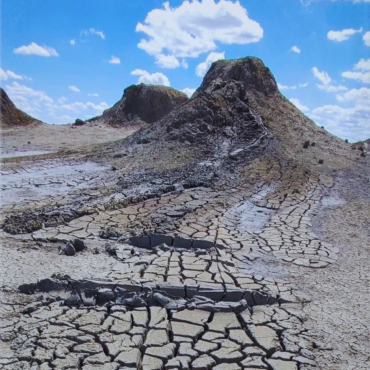 Baku-Gobustan-Absheron-Mud Volcanoes-Fire temple