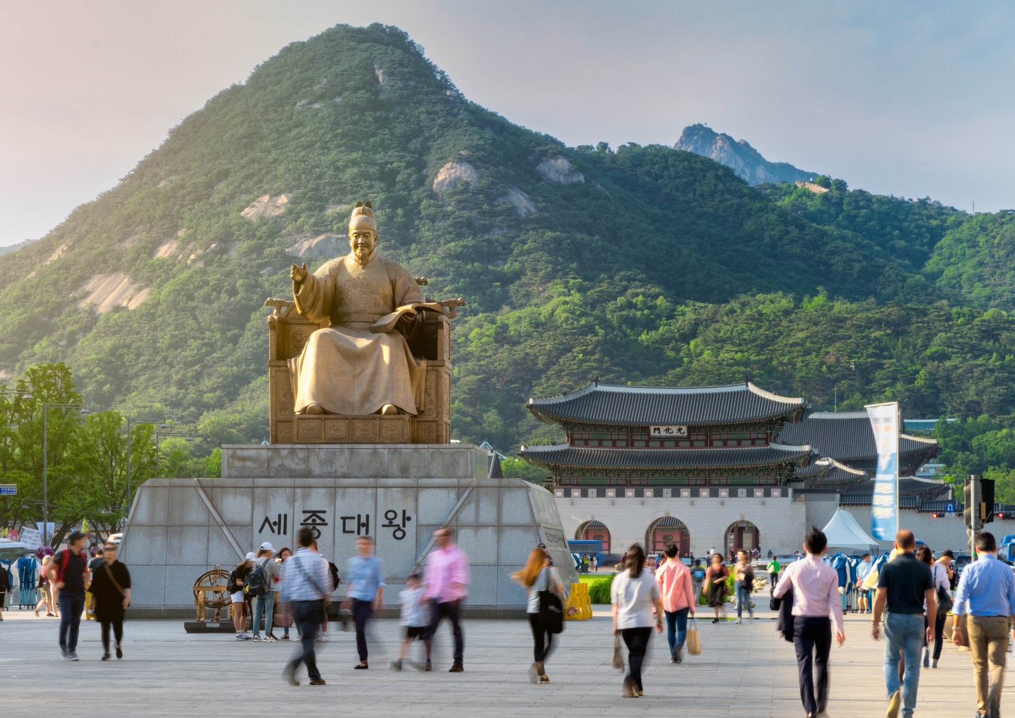 Back Through the Korean History: Hanbok Experience Tour from Seoul