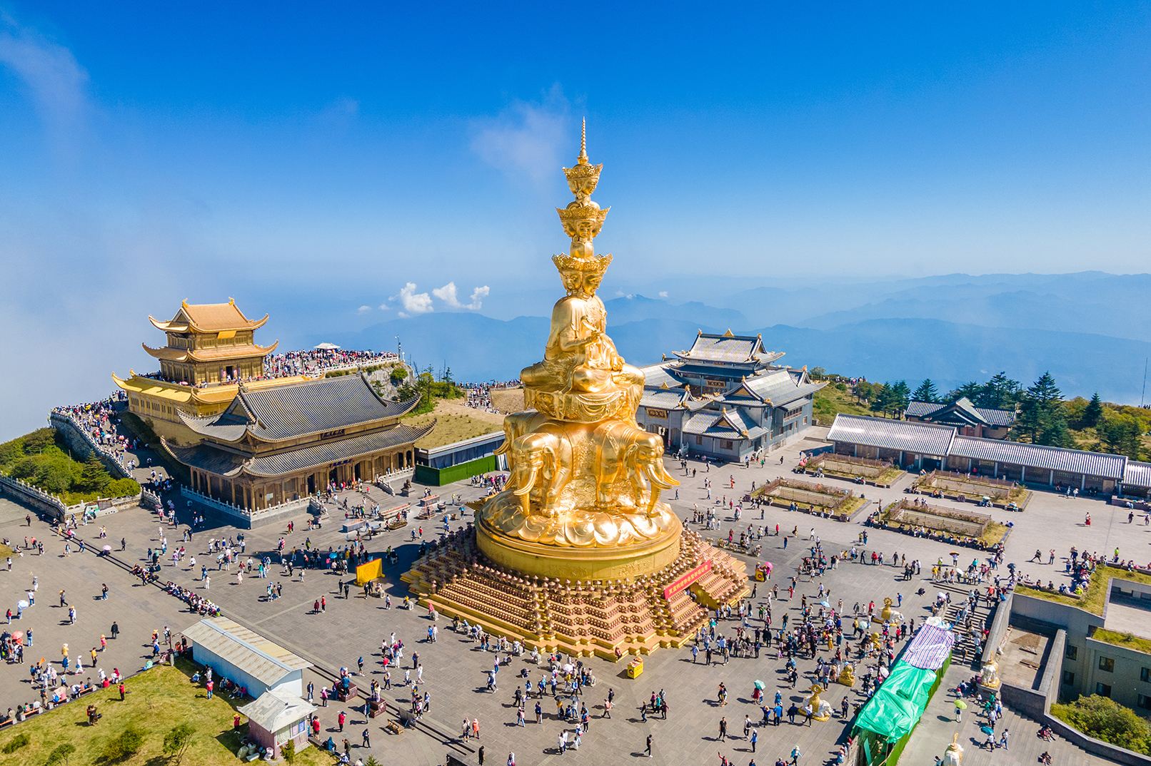 四川成都九寨溝7日（九寨溝+看翠海和彩林+峨眉山日出雲海+樂山大佛遊船+純玩私家團）