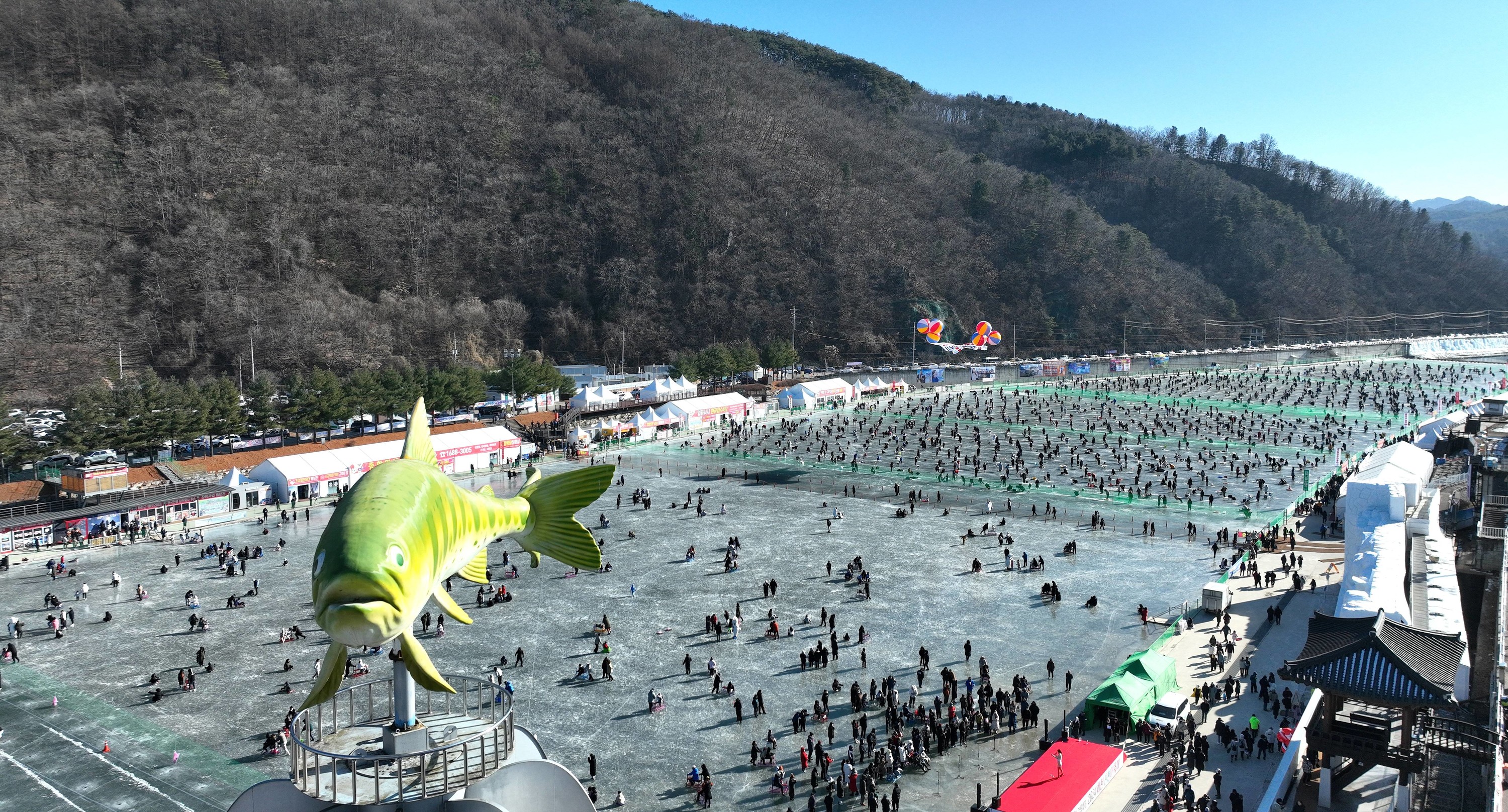 Hwacheon Sancheoneo Ice Festival Day Tour with Free Fishing Rod
