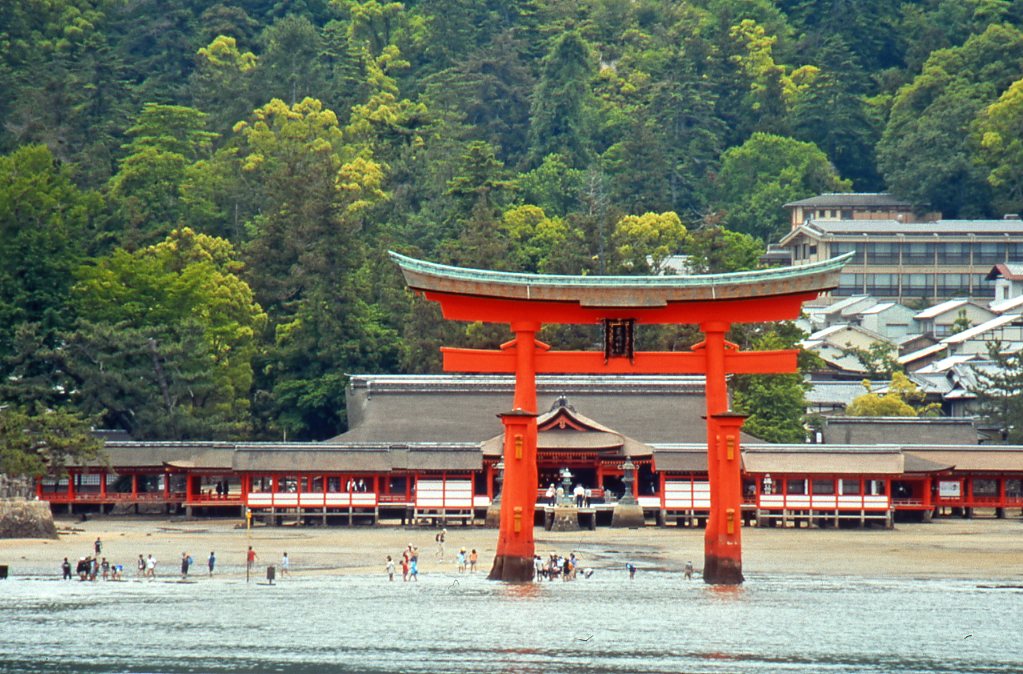 廣島 & 宮島一日遊（大阪、京都或廣島出發）