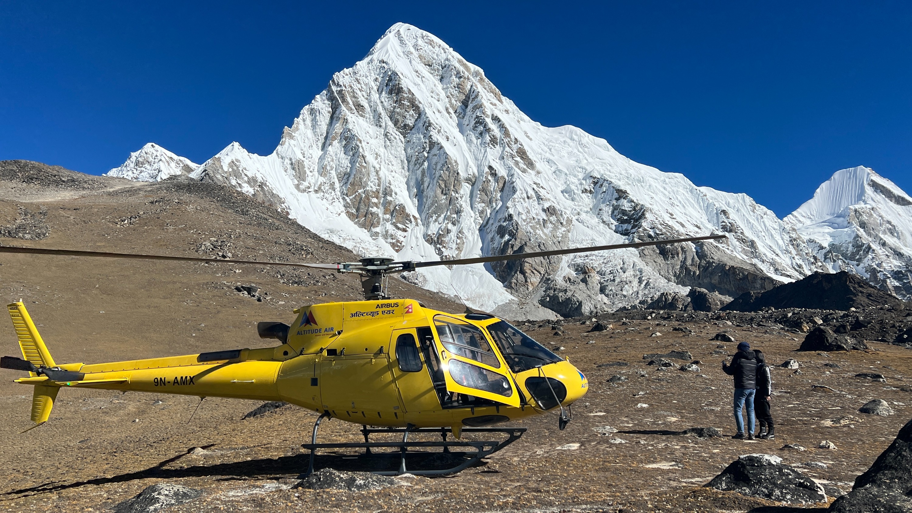 加德滿都出發的珠穆朗瑪峰大本營直升機之旅