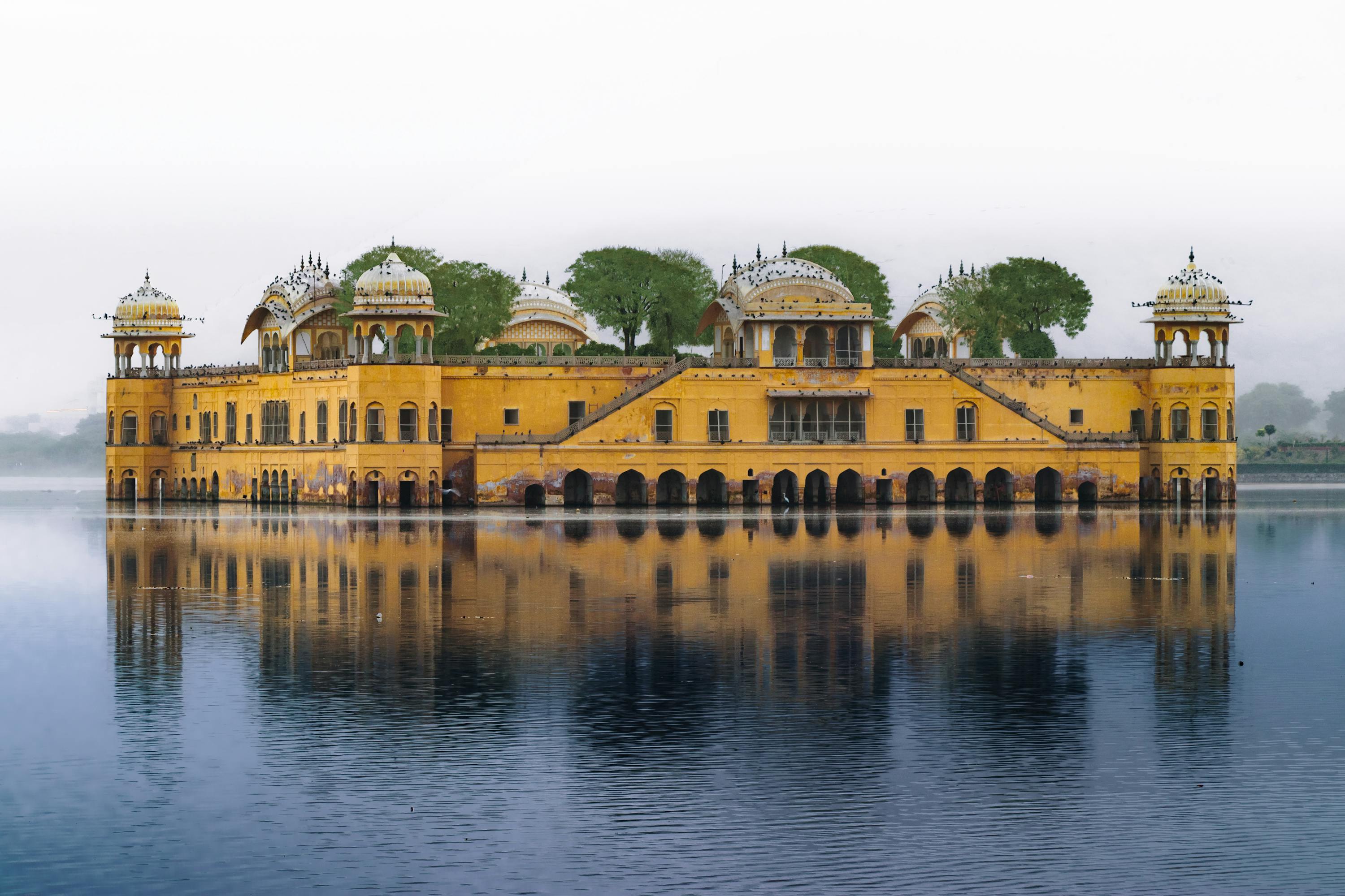 5 Days 4 Nights Golden Triangle Tour (Delhi-Agra-Ranthambore-Jaipur)