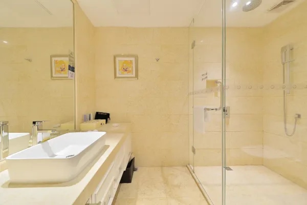 Hotel guest room bathing area environment display map