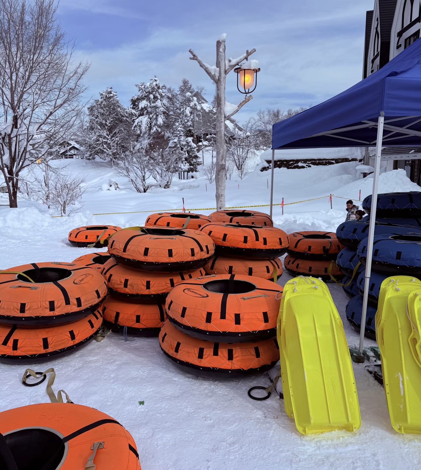 ` 標籤內即可。
<translation>
滑雪板和甜甜圈1小時免費試用 ` 標籤內即可。
<translation>
滑雪板和甜甜圈1小時免費試用