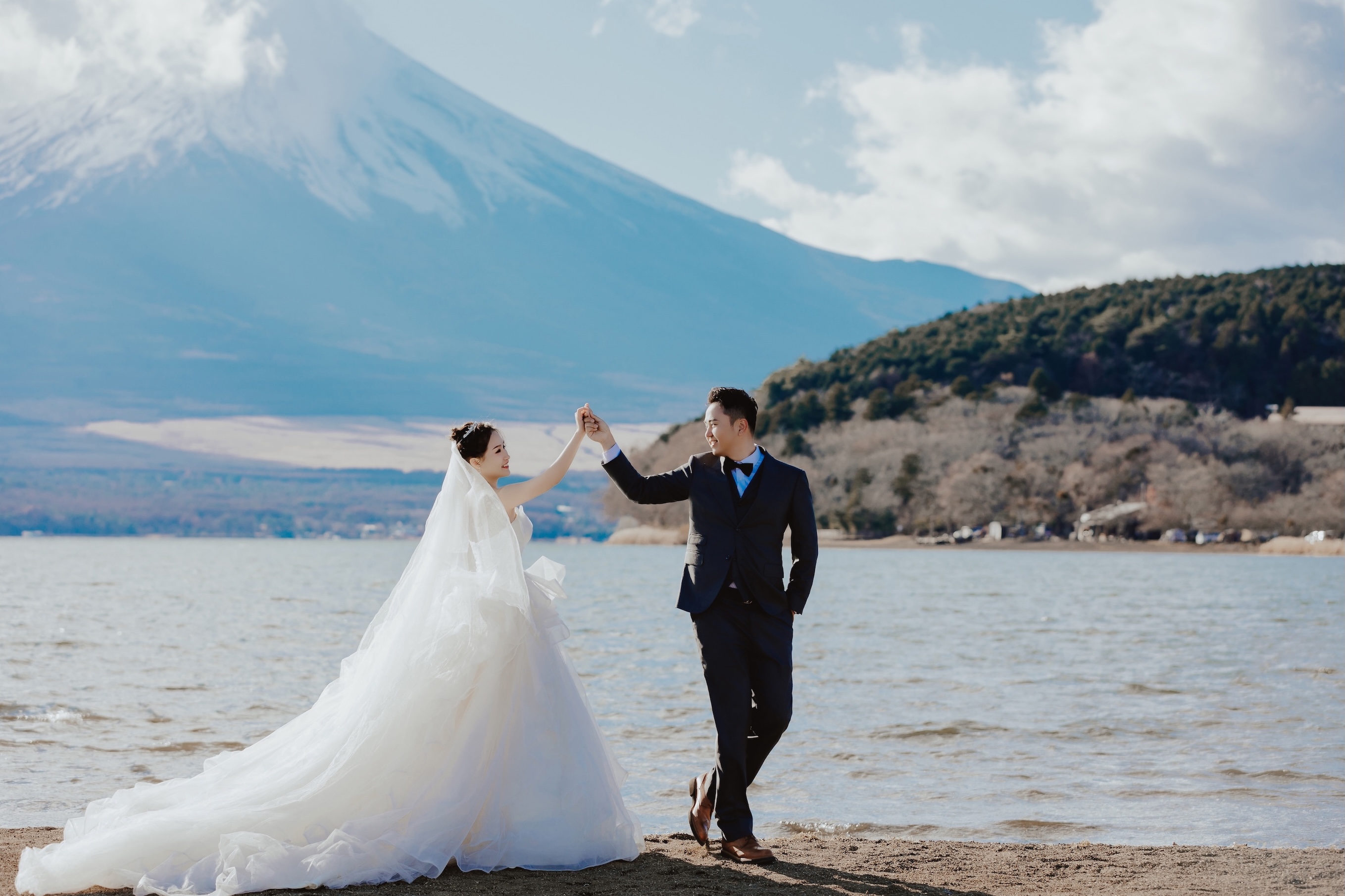 山中湖：在網上非常有人氣的景點，湖中倒影出富士山的美景，彷彿置身在山水畫中