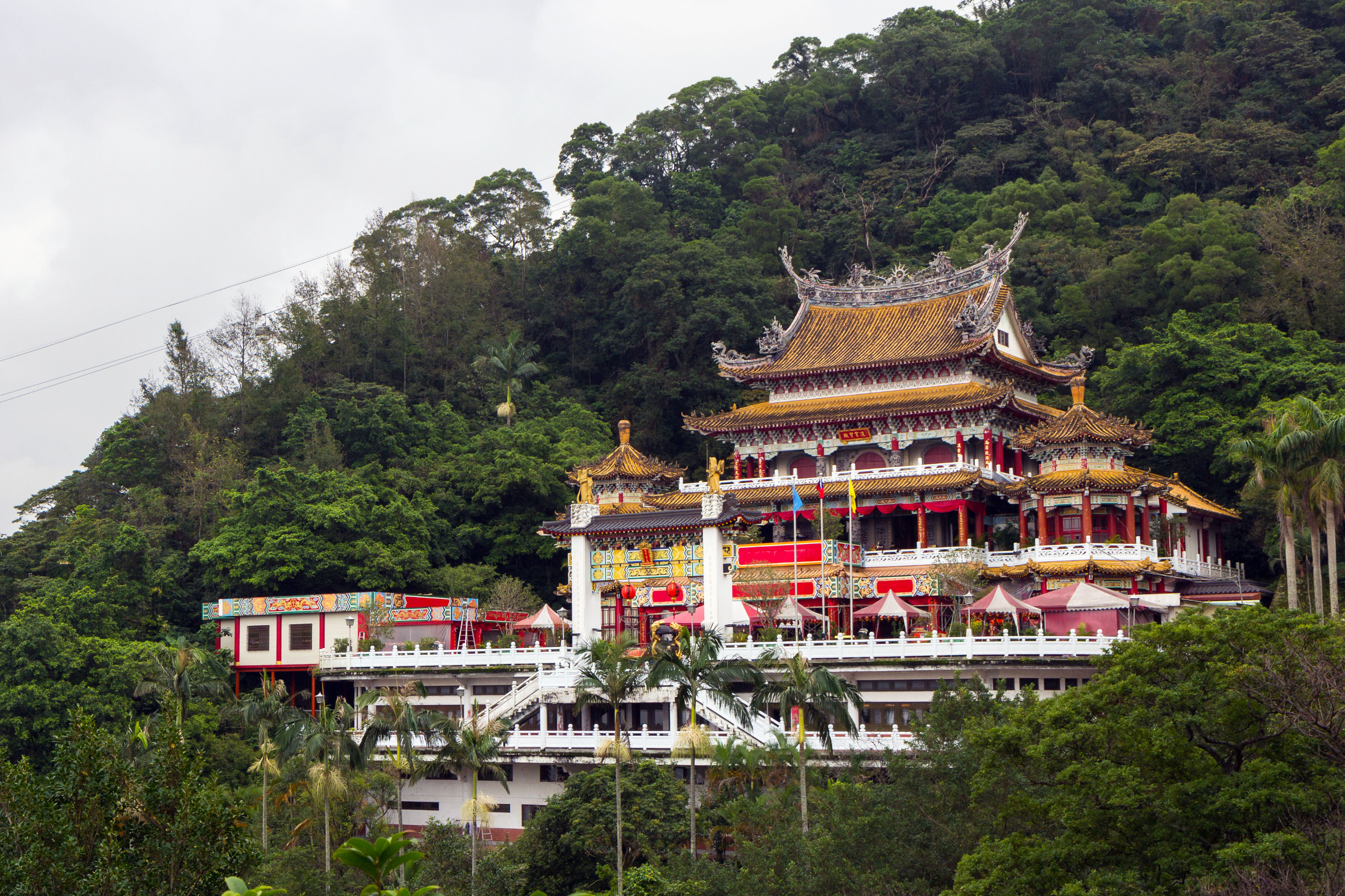 Maokong The Tea Haven & Shenkeng Old Street Tofu Private Day Tour