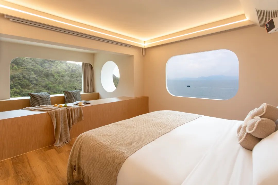 Guze (270-degree sea view double bed room)
