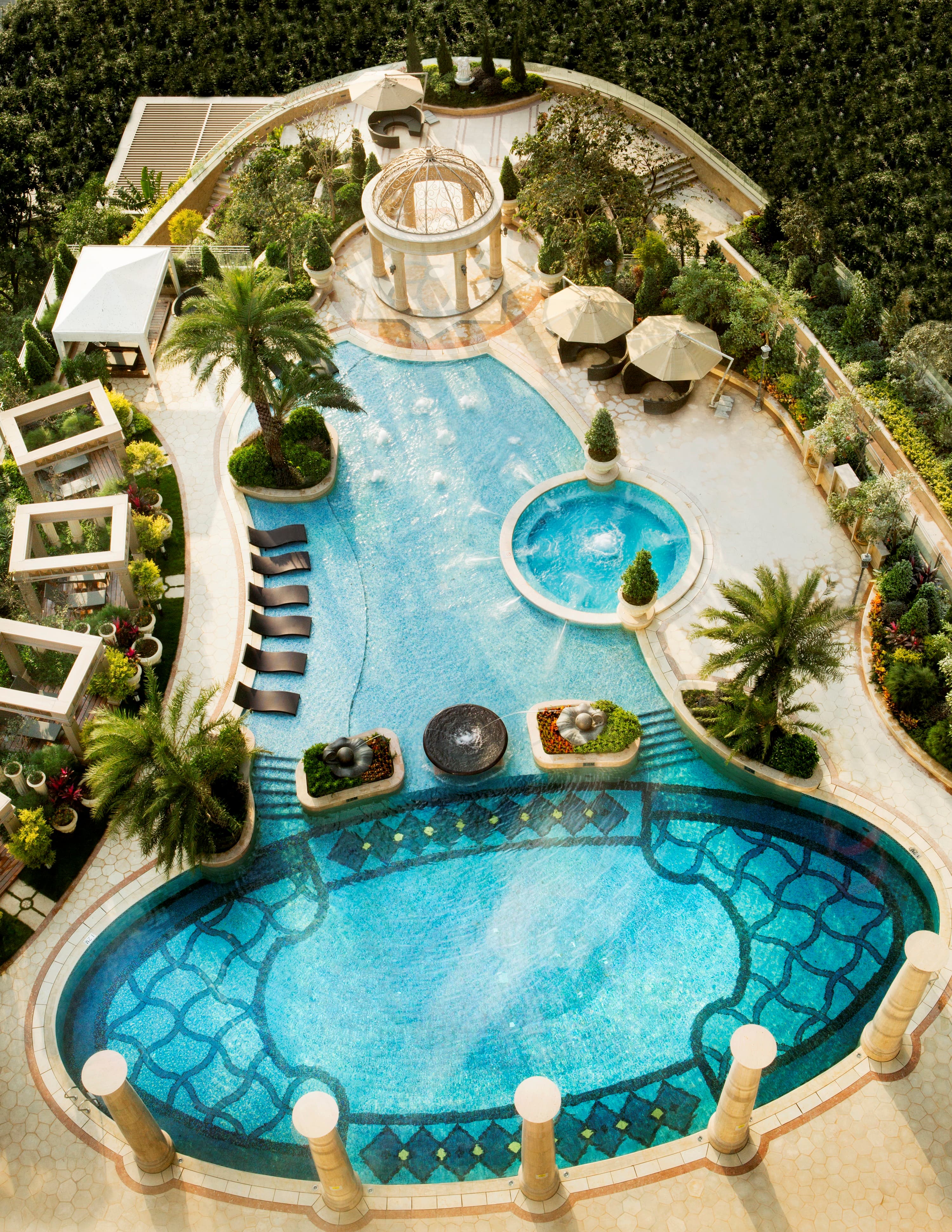[European Garden] The Langham, Shenzhen Stay Package | Outdoor Pool | Enjoy a Delicious Buffet