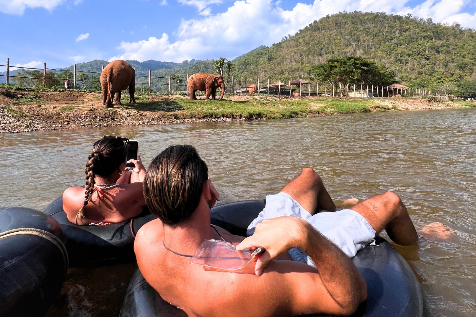 Chiang Mayda yarim kunlik daryo tubing va sharshara bo'ylab sirpanish