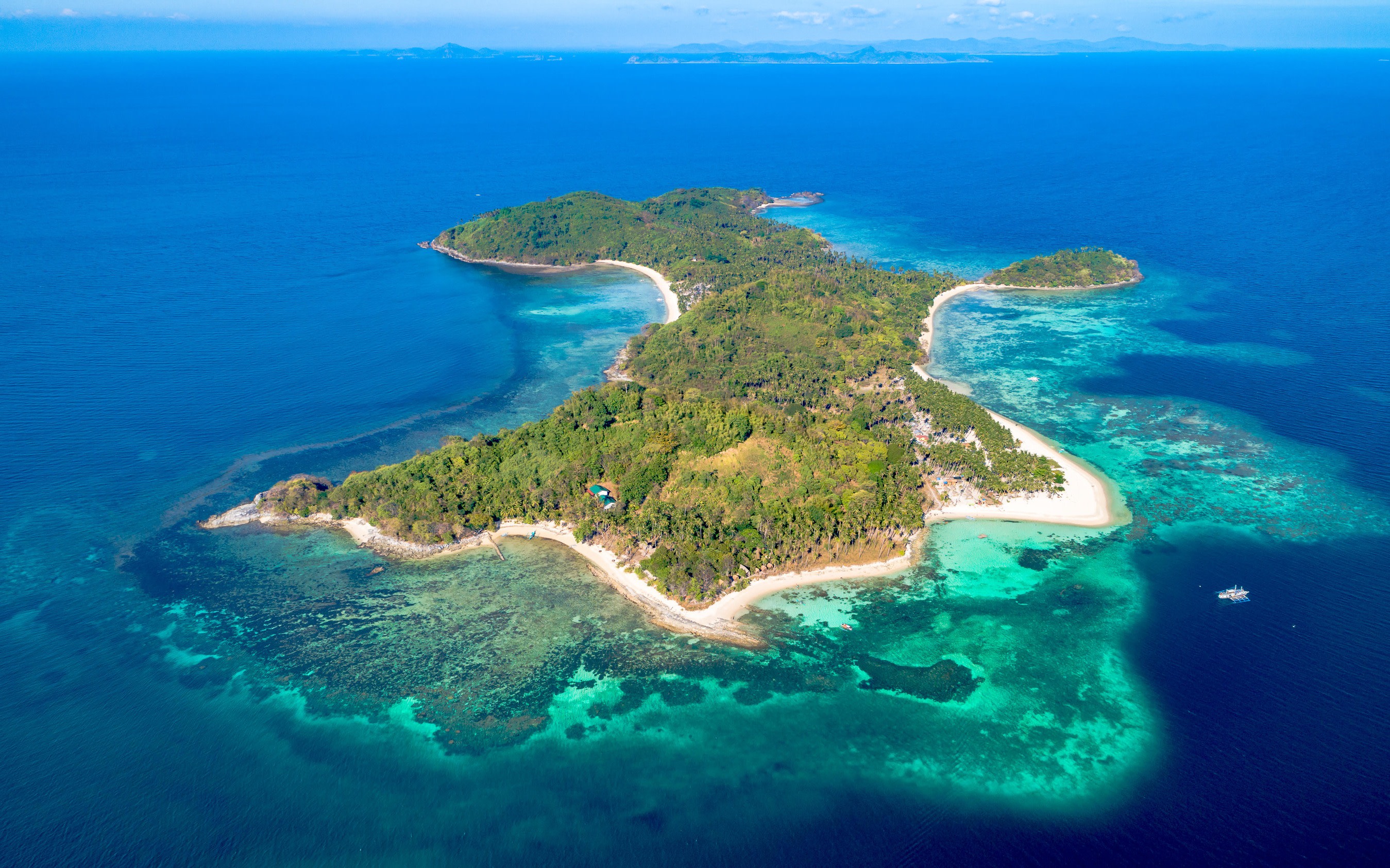 Darocotan Island Day Trip in El Nido