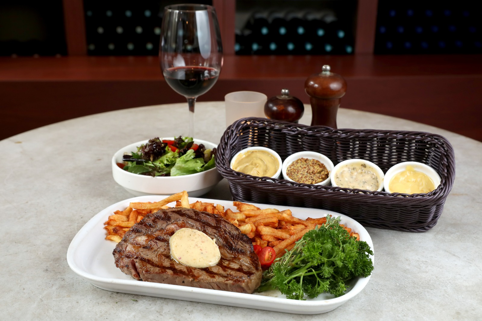 Les Bouchons French Bistro and Steakhouse in Singapore