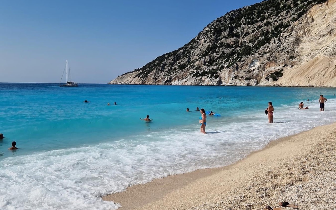 Fiscardo and Assos Island Tour with Swimming at Myrtos Beach