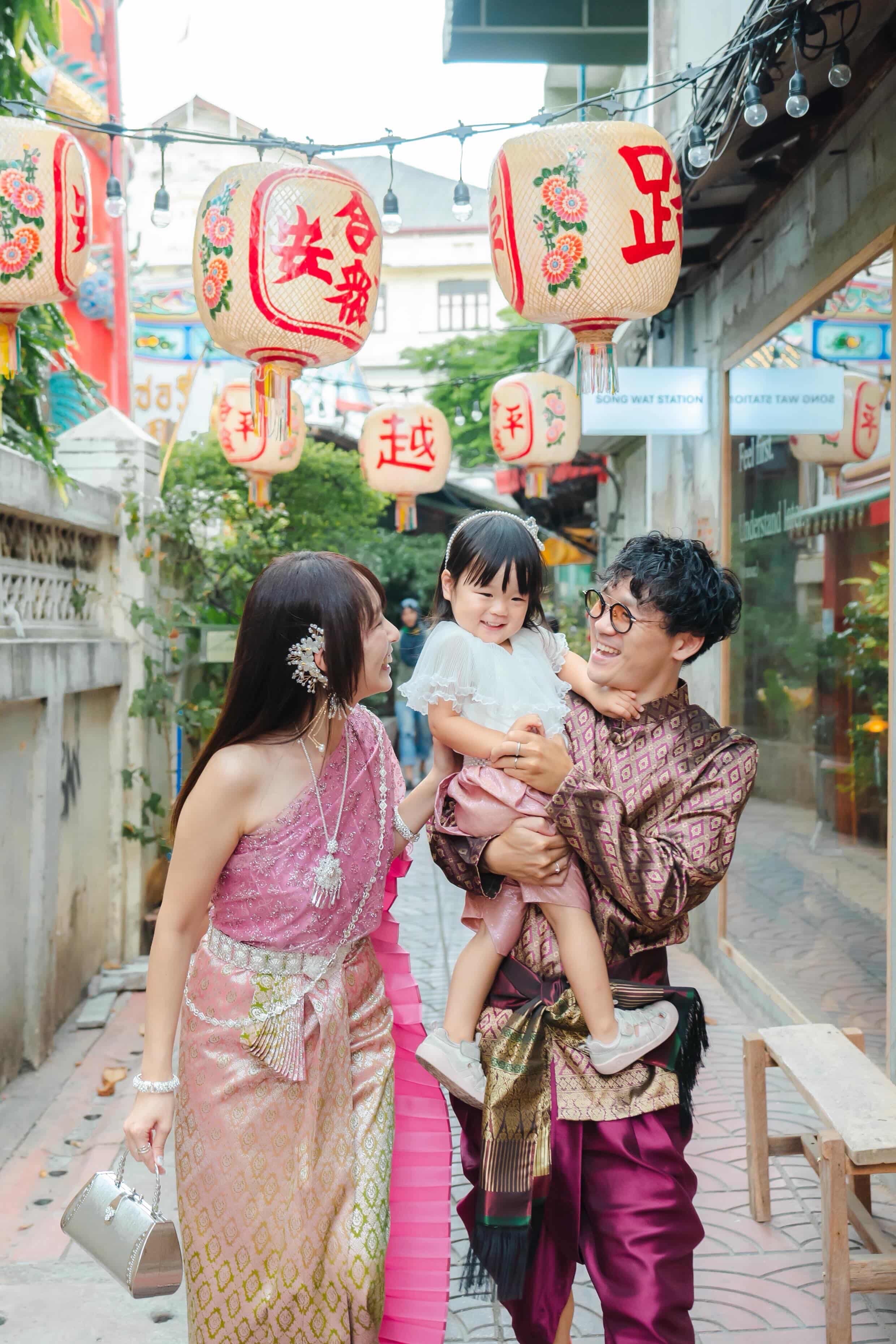Thai Costume rental by Memory Bangkok at Asoke in Bangkok