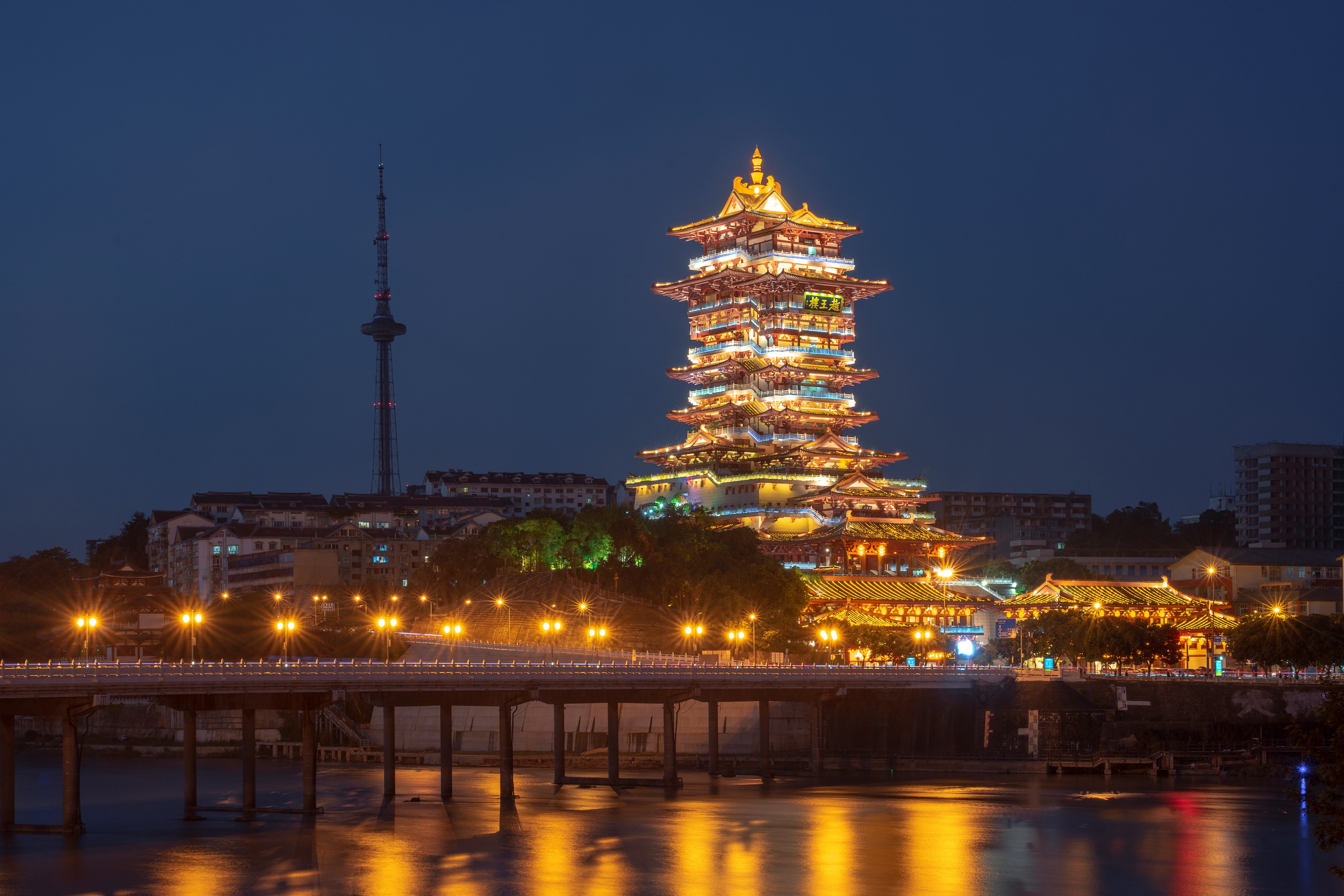 成都來往綿陽市 私人接送