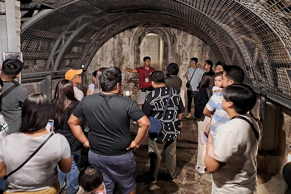 Intramuros Night Walking Tour in Manila