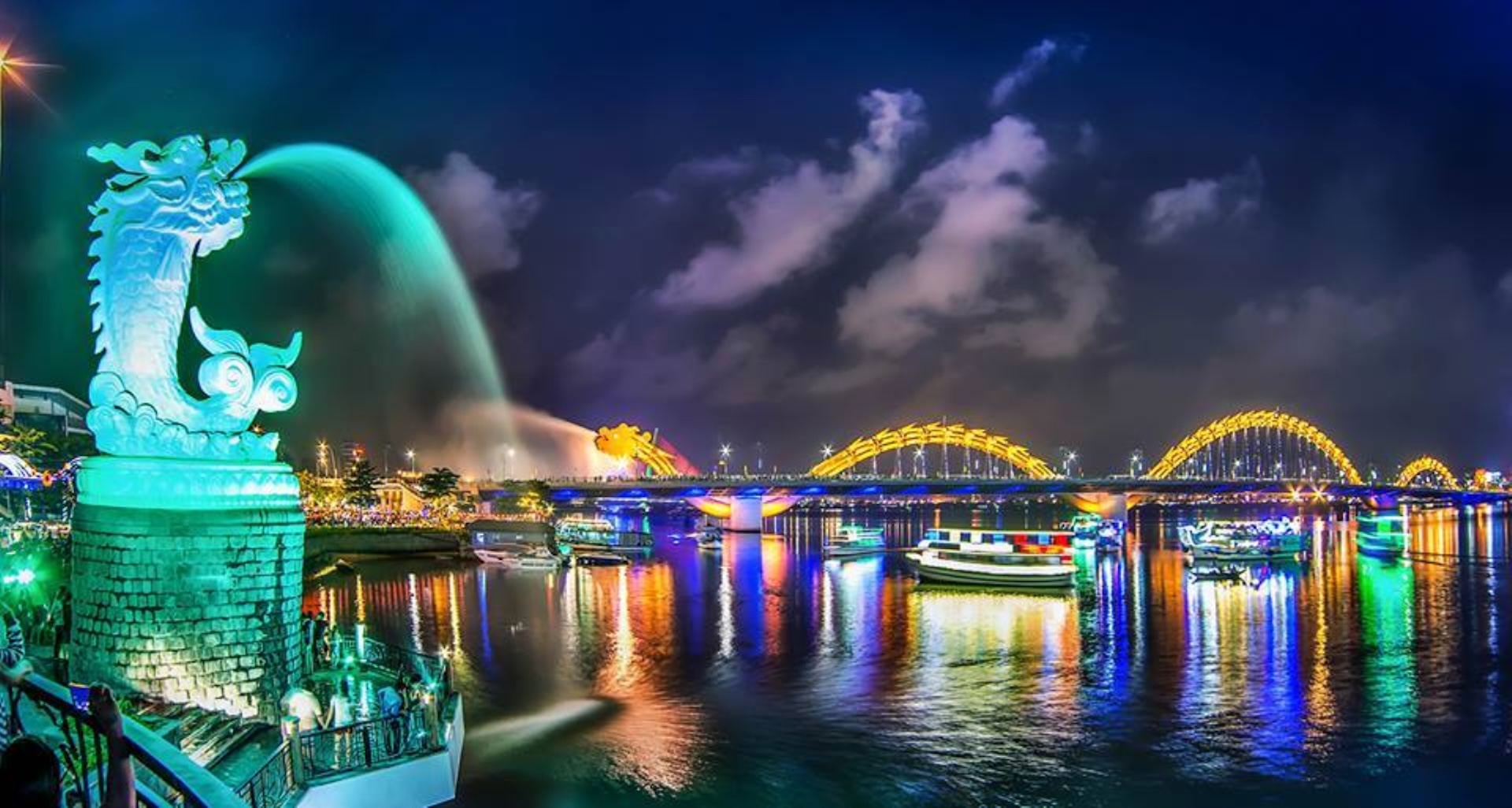 Han River Night Cruises By Tau Rong Song Han