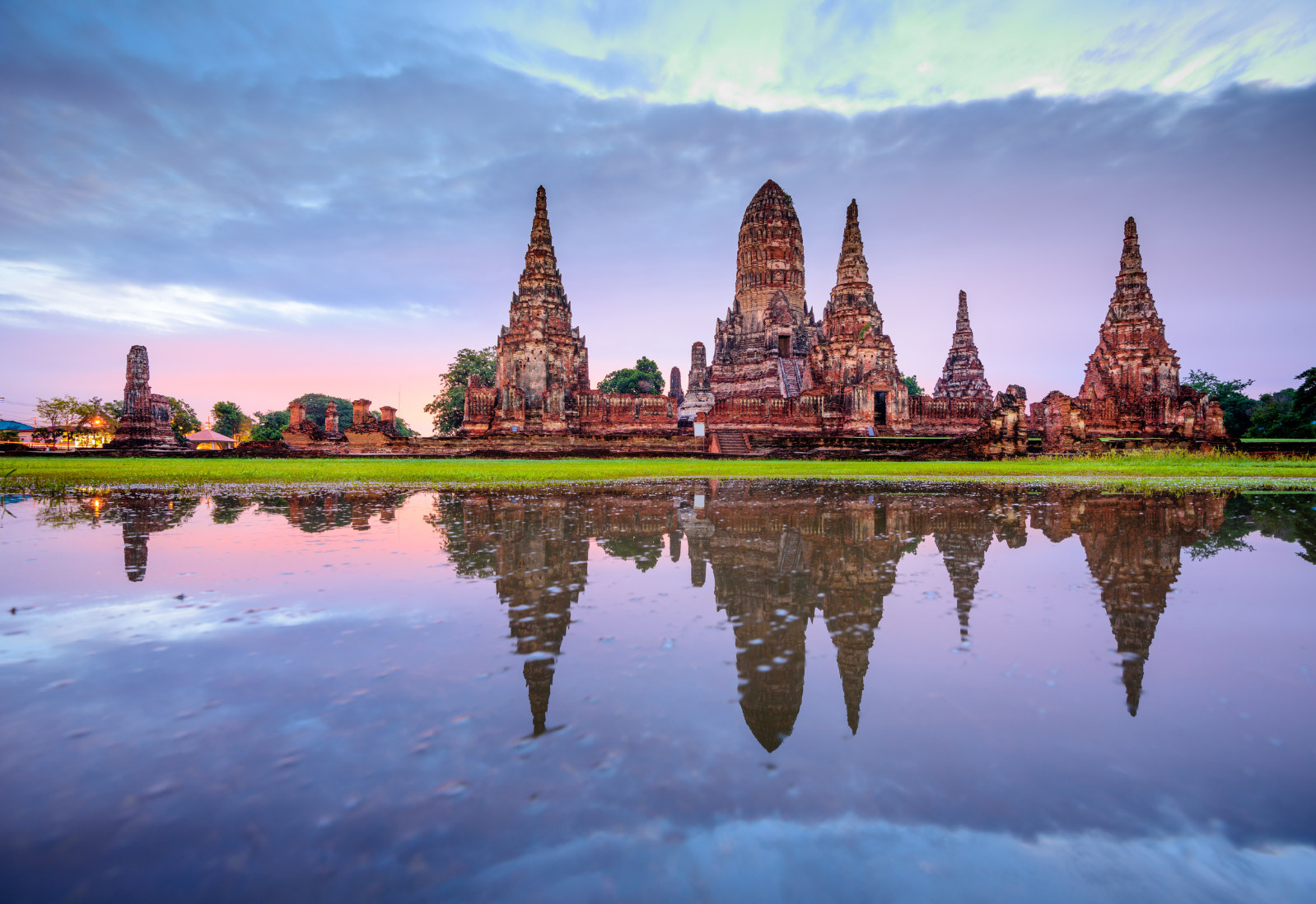 大城（Ayutthaya）：豪華遊艇遊船寺廟觀光