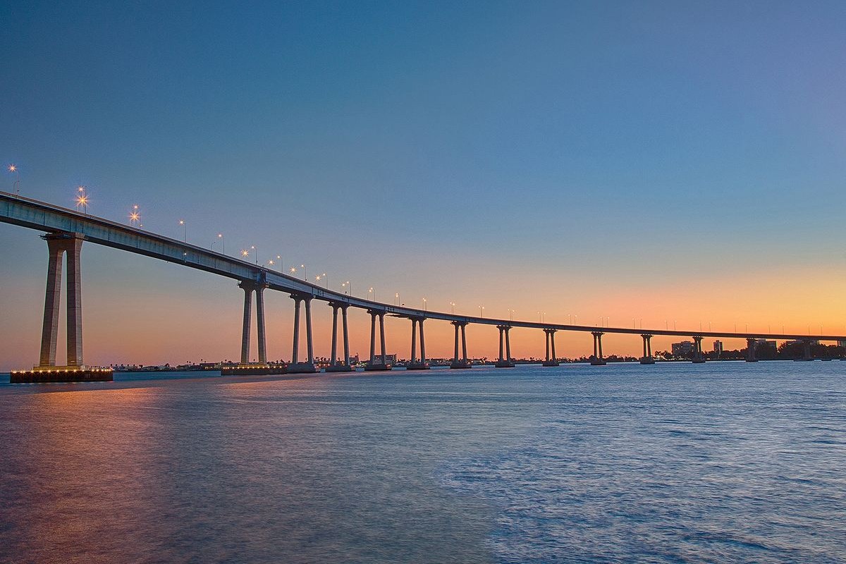 Signature Dinner Cruise Experience in San Diego