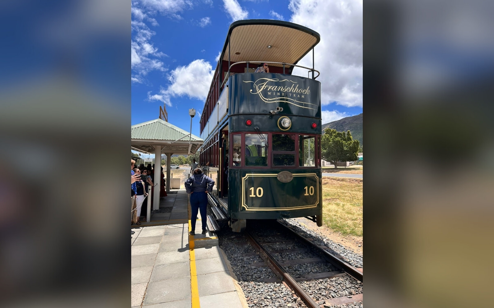Cape Winelands One-Day Guided Wine Tasting Tour