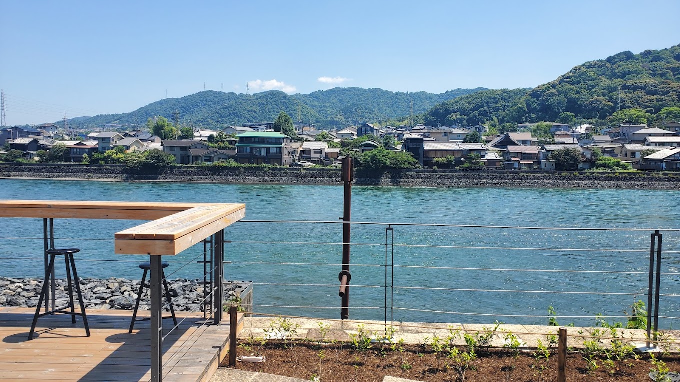 【京都&奈良&宇治一日遊】奈良公園萌鹿&伏見稻荷大社千本鳥居&世界文化遺產東大寺&平等院&宇治抹茶美食街&宇治川&宇治公園&朝霧橋一日遊