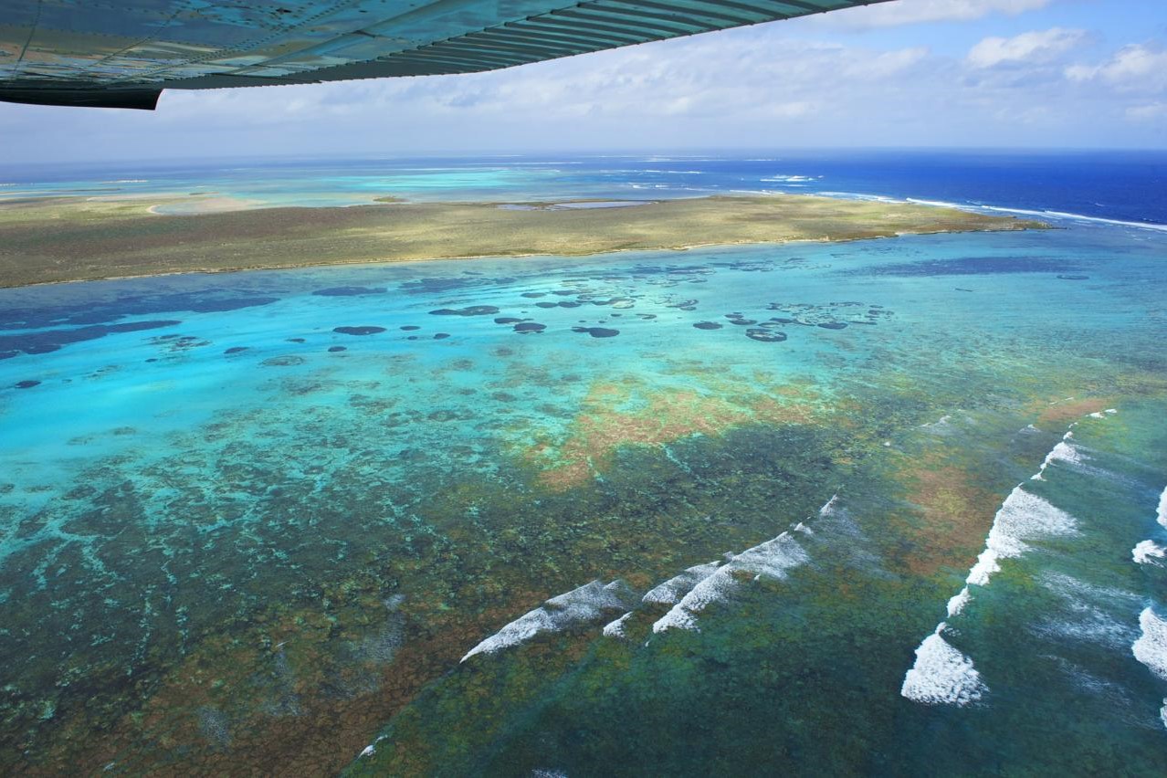 Abrolhos Islands and Pink Lake Scenic Flight tour from Geraldton