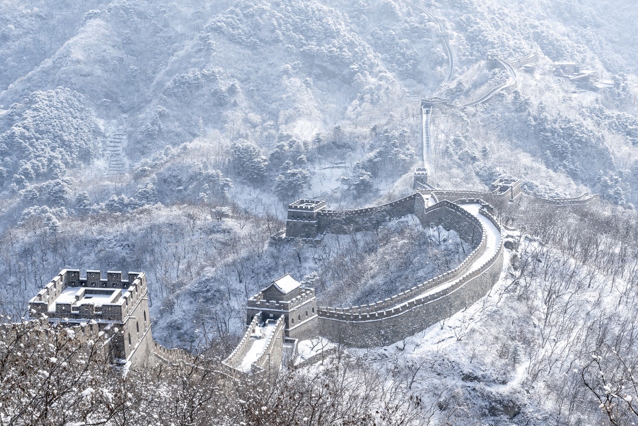 大角樓連接三段長城,鷹飛倒仰段坡度近90度,險峻奇絕 大角樓連接三段長城,鷹飛倒仰段坡度近90度,險峻奇絕