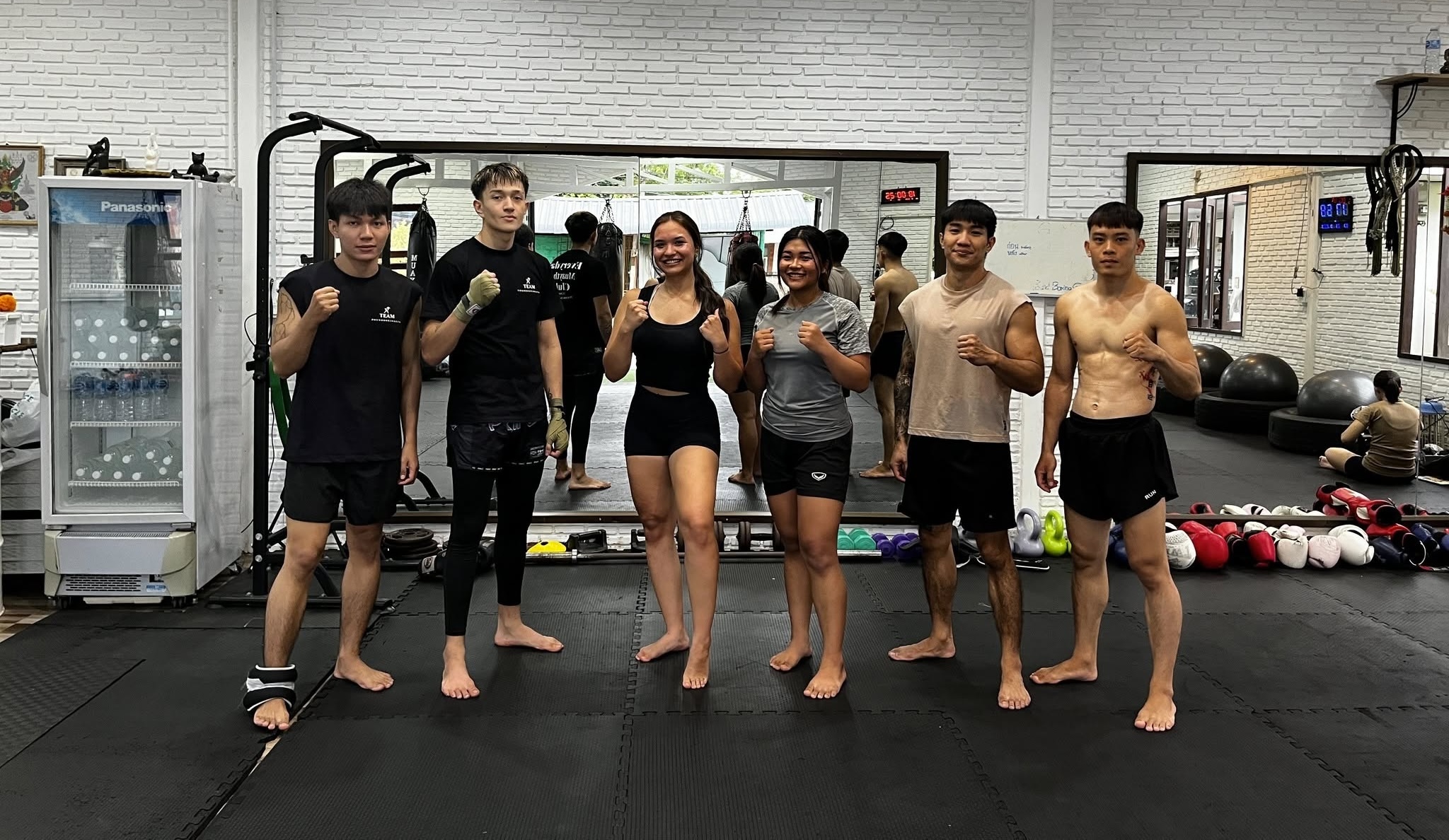 課程也適合兒童參加,讓全家大小都能盡情享受手作樂趣。 課程也適合兒童參加,讓全家大小都能盡情享受手作樂趣。