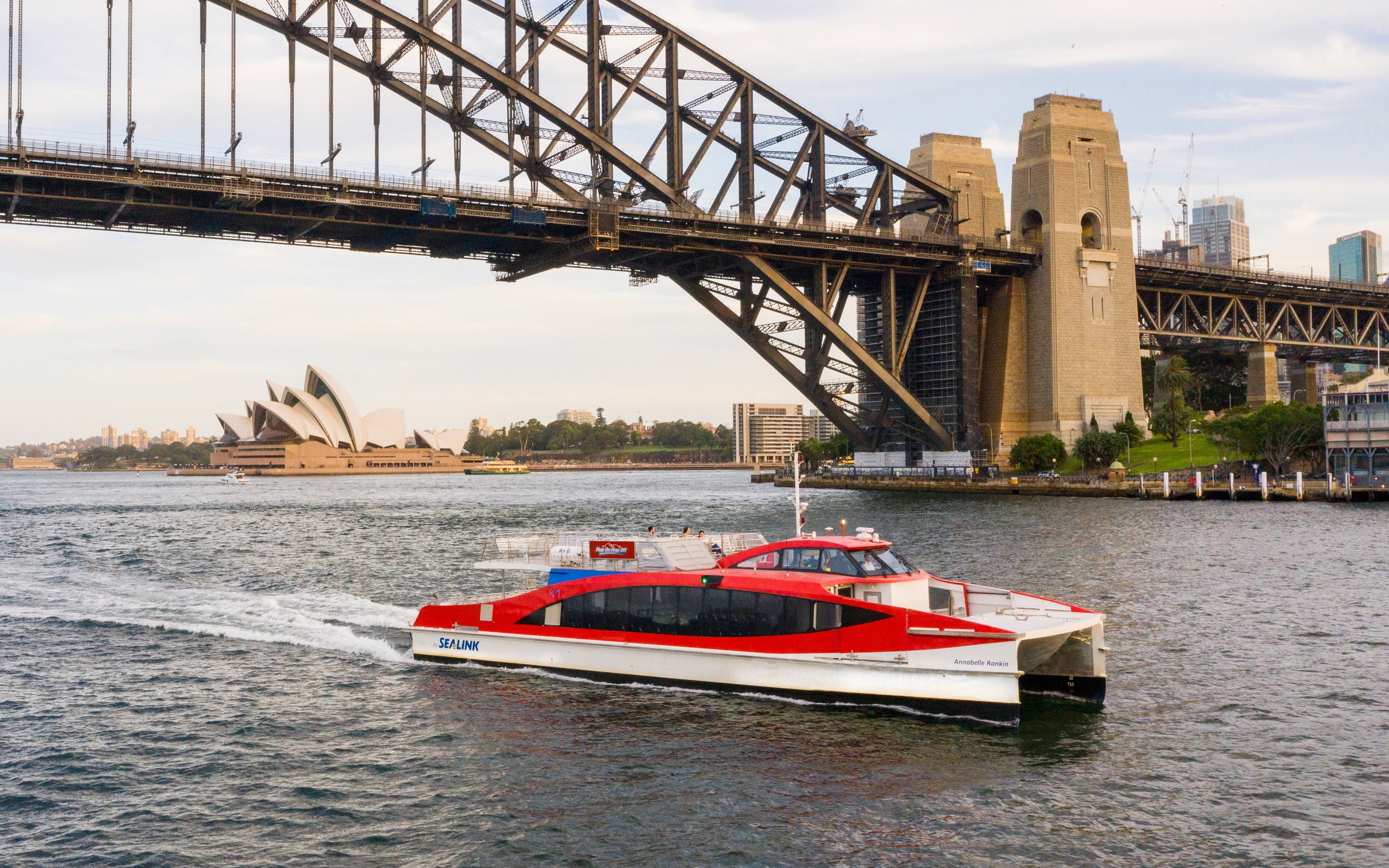 Hop On Hop Off Cruise from Circular Quay or Darling Harbour