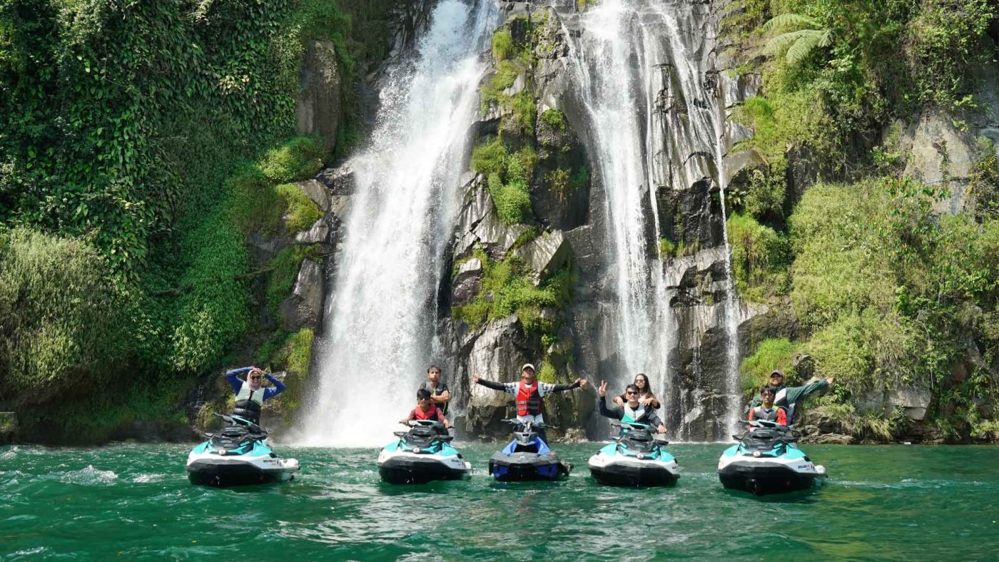 seadoo safari samosir lake toba trip