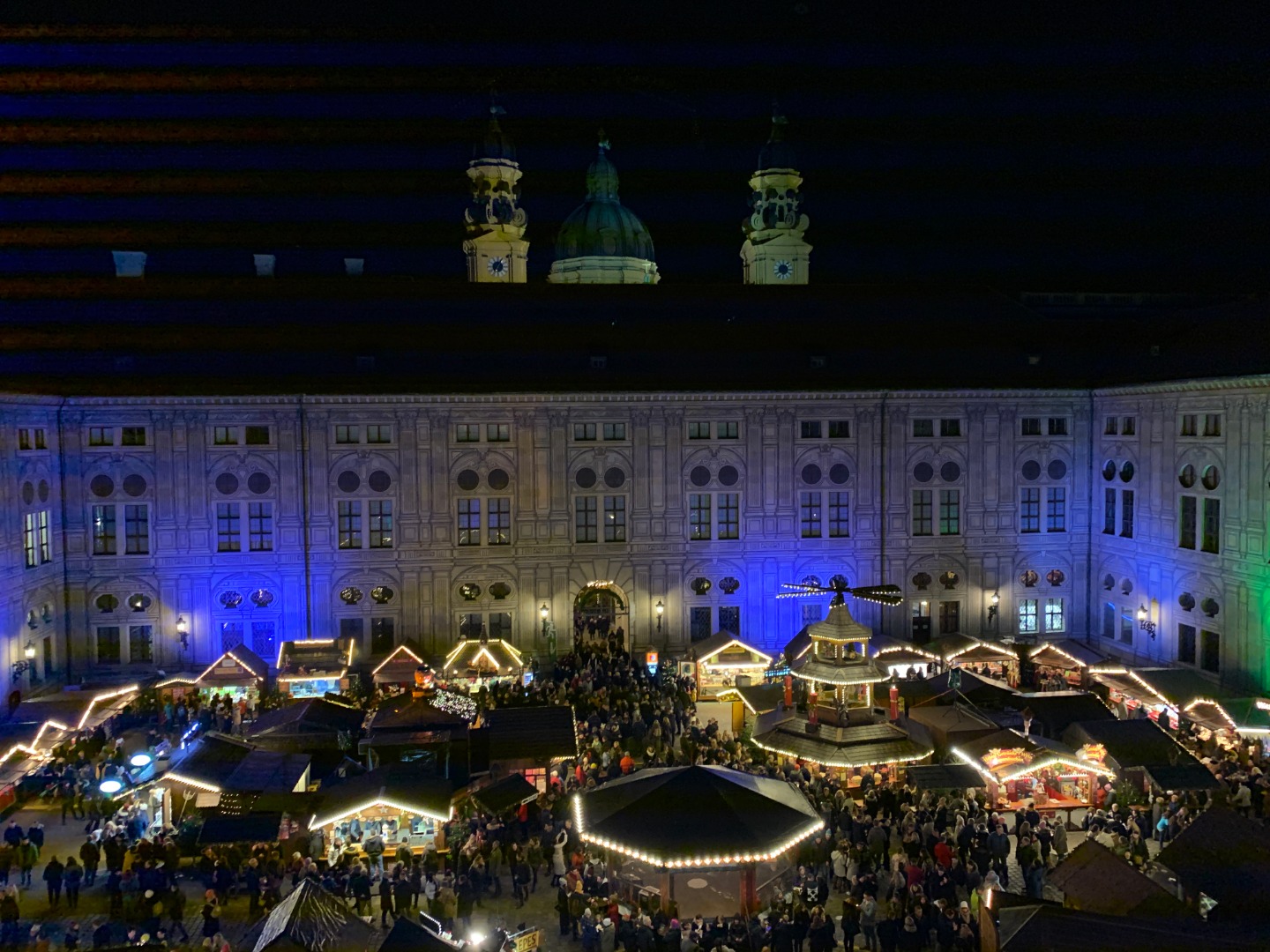 Outside of Max-Joseph-Hall in December