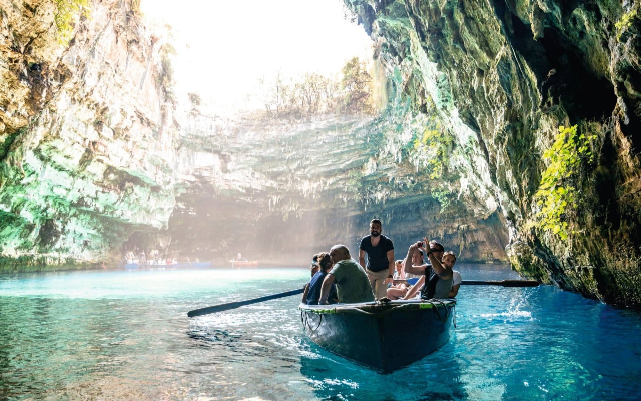 Kefalonia Island Full-Day Nature Tour with Wine Tasting