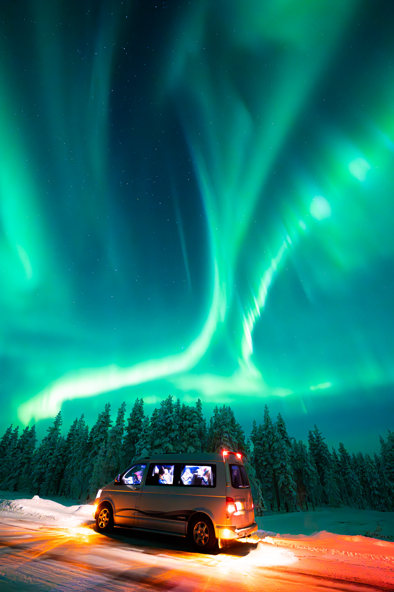 Guaranteed Aurora Hunting with Photography