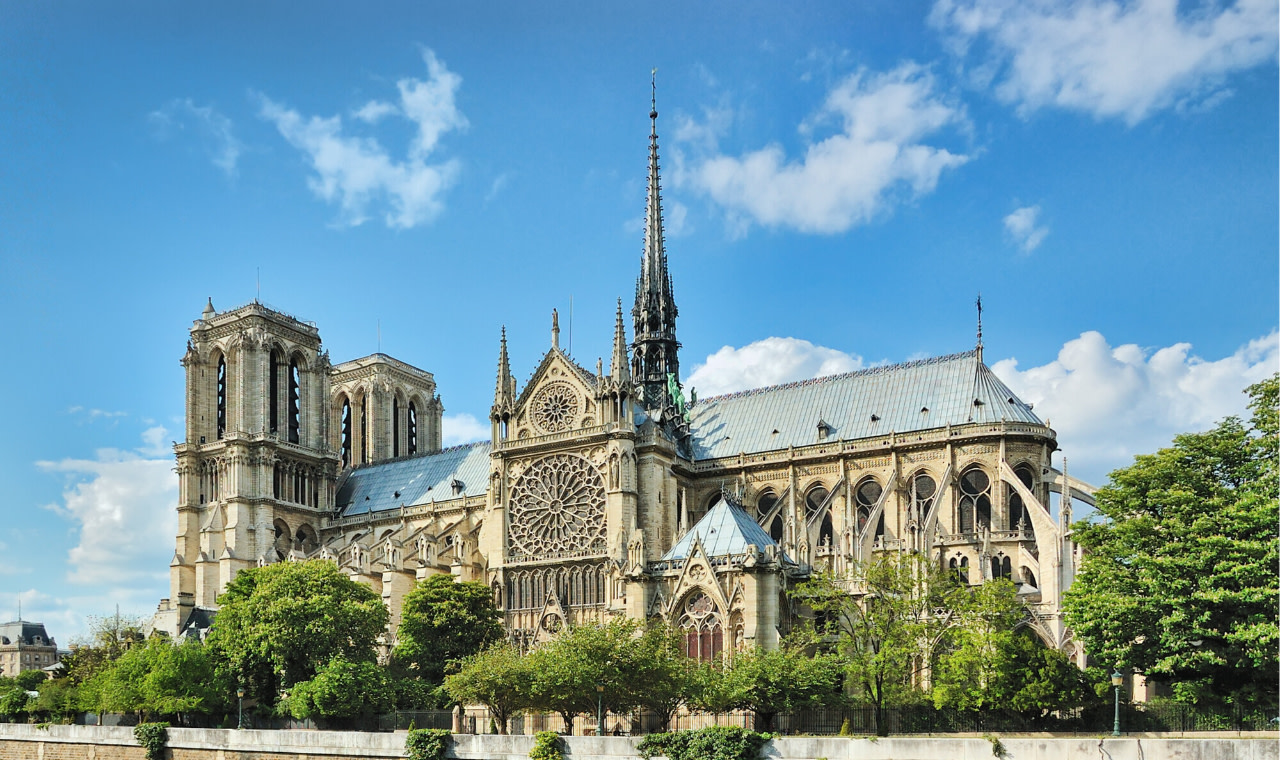 Notre-Dame Cathedral interior tour in Paris 