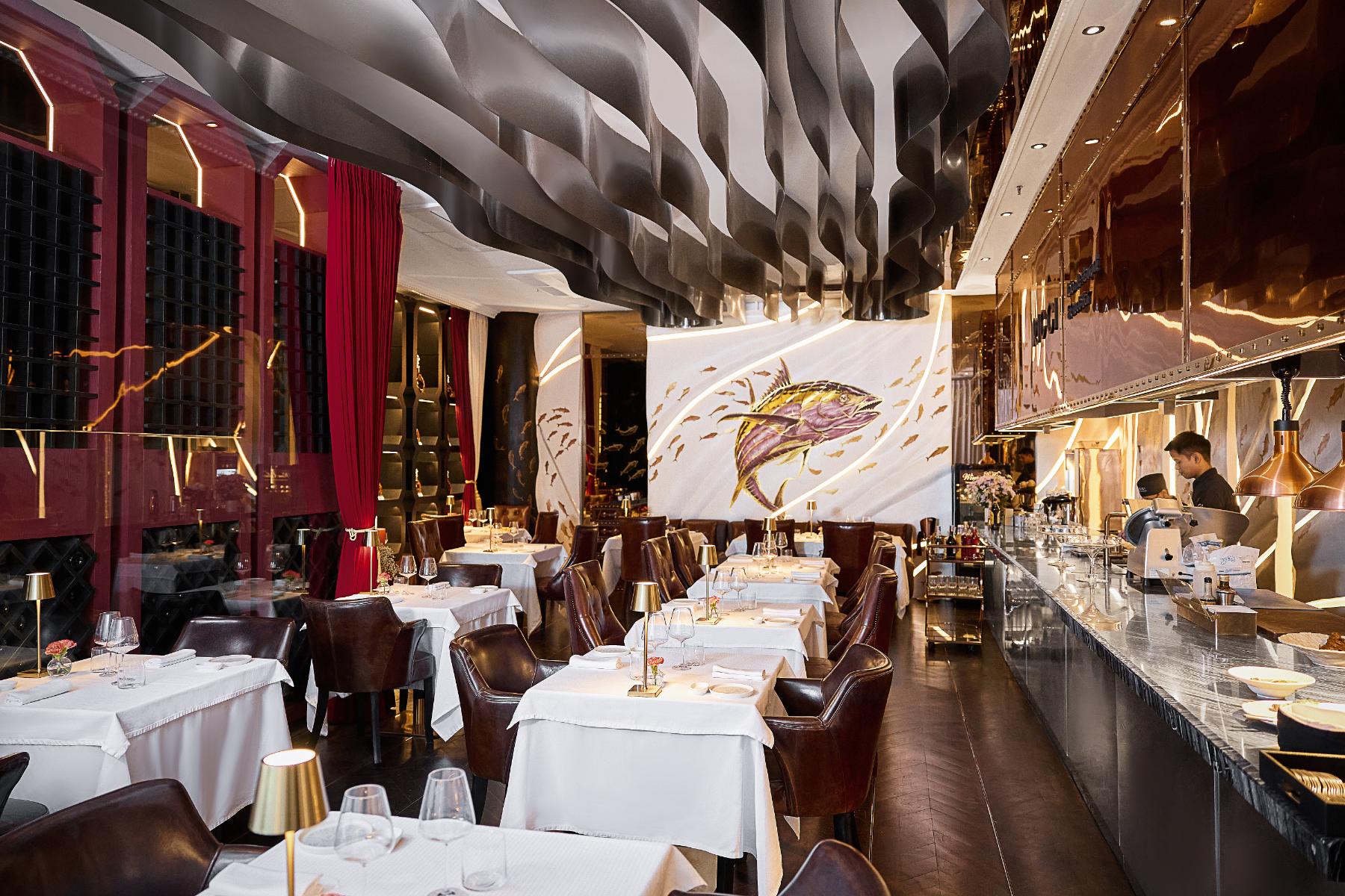 Ricci Italian Restaurant and Crudo Bar в Gaysorn Village