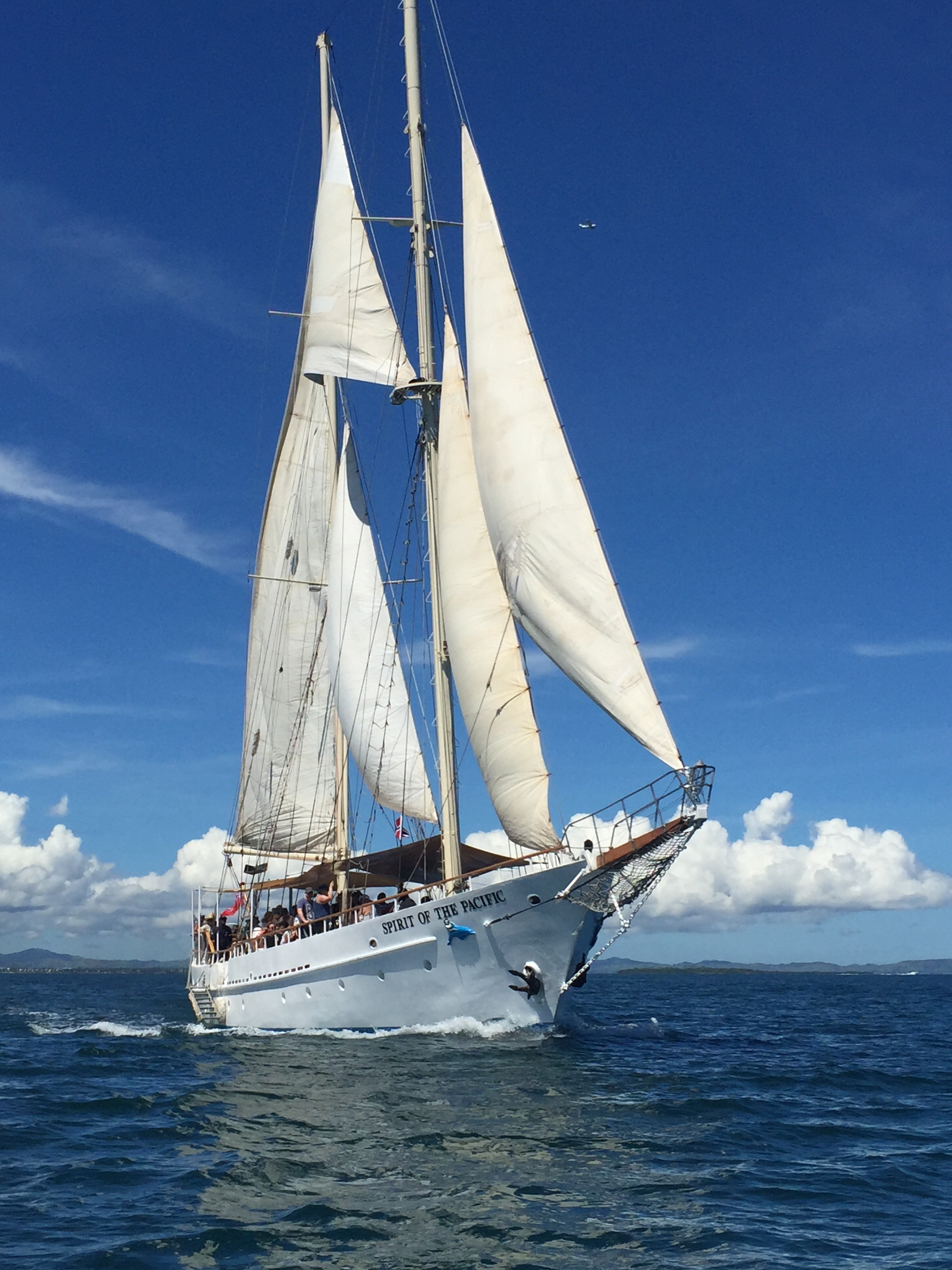 Island and Reef Day Sail