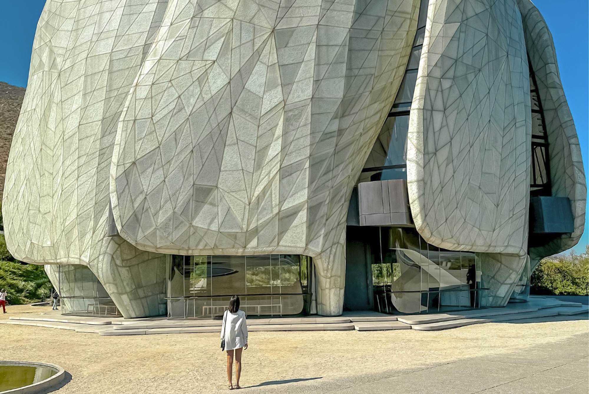 Bahá'i Temple and Cousiño Macul Vineyard