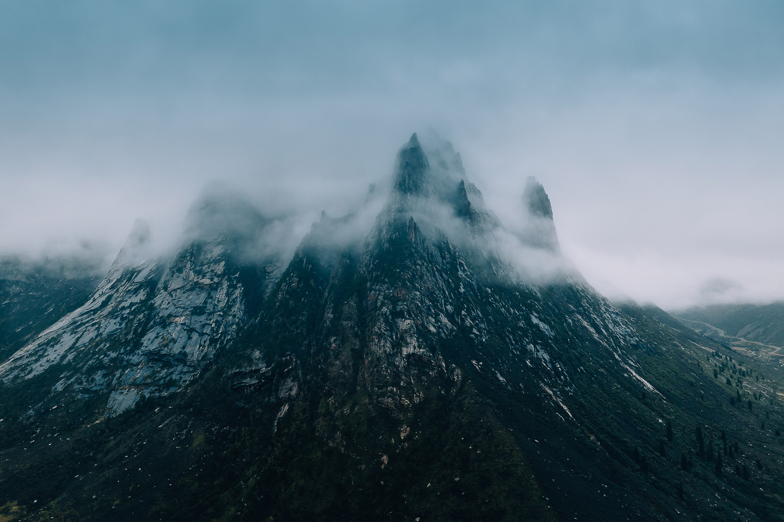 Mystical Gannan & Lotus Treasure Mountain 6-Day 5-Night Exploration