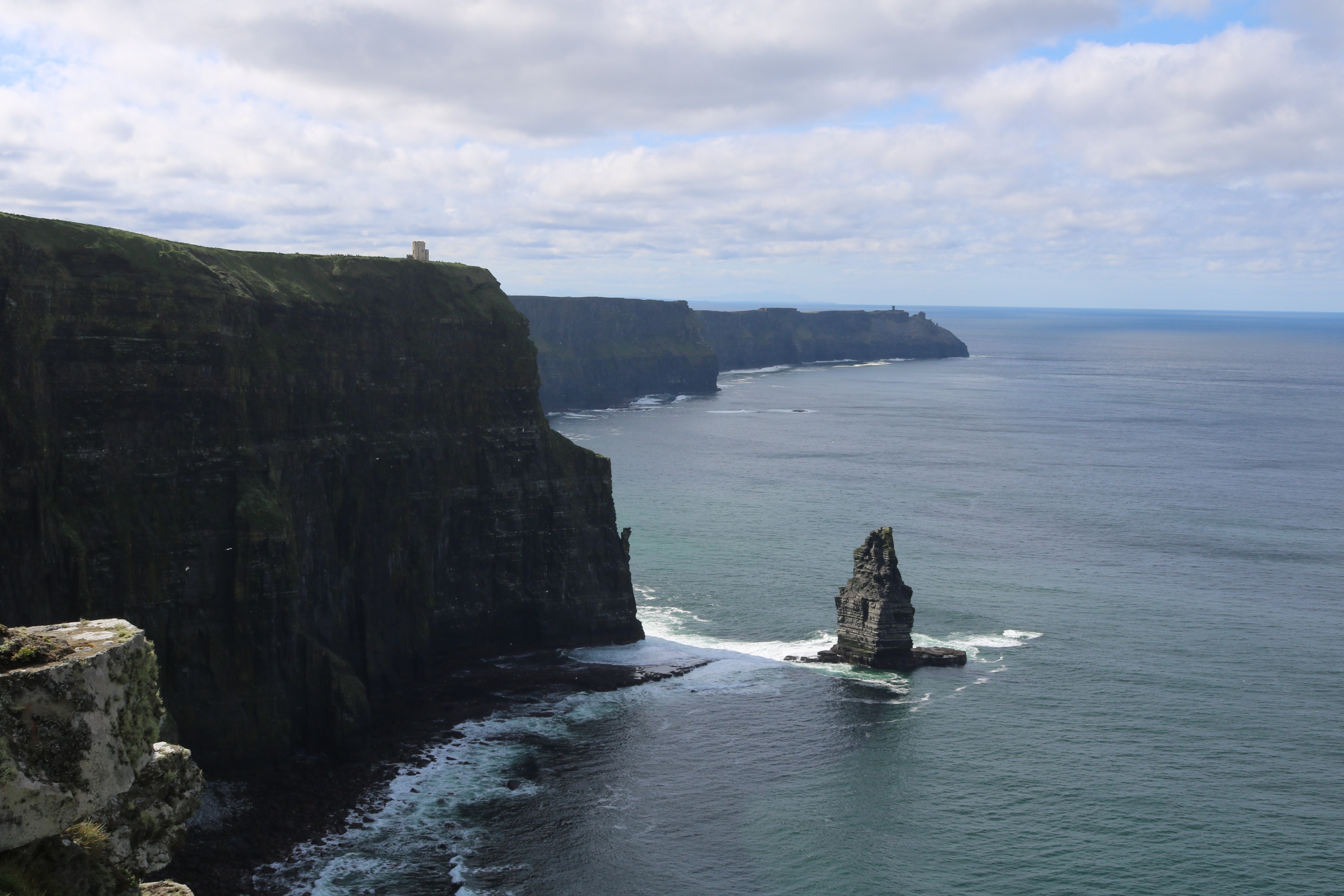 Enchanting views await on the Cliffs of Moher day tour from Dublin